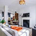 Apartment Exquisite Gem - Garden