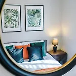 Apartment Exquisite Gem - Garden