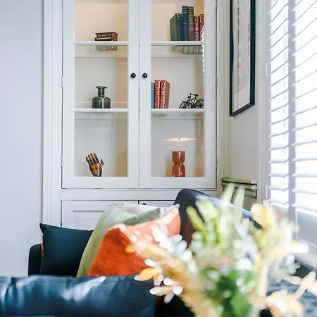 Exquisite Gem - Garden