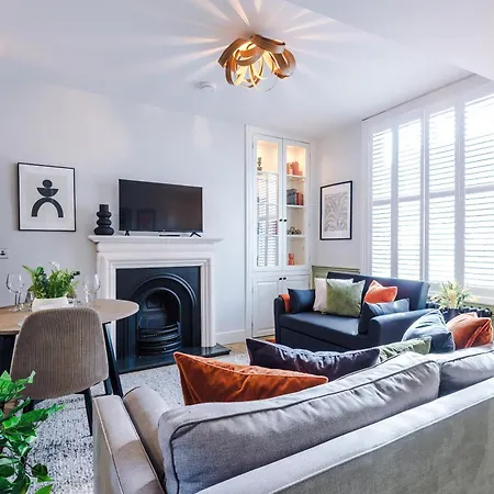 Exquisite Gem - Garden Appartement