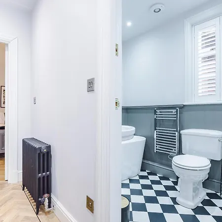 Exquisite Gem - Garden * York