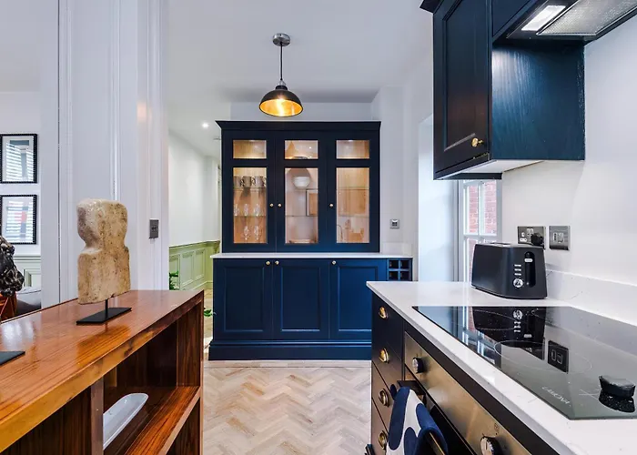 Exquisite Gem - Garden 公寓 *