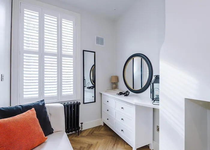 Exquisite Gem - Garden 约克