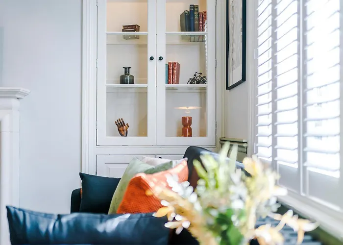 Exquisite Gem - Garden