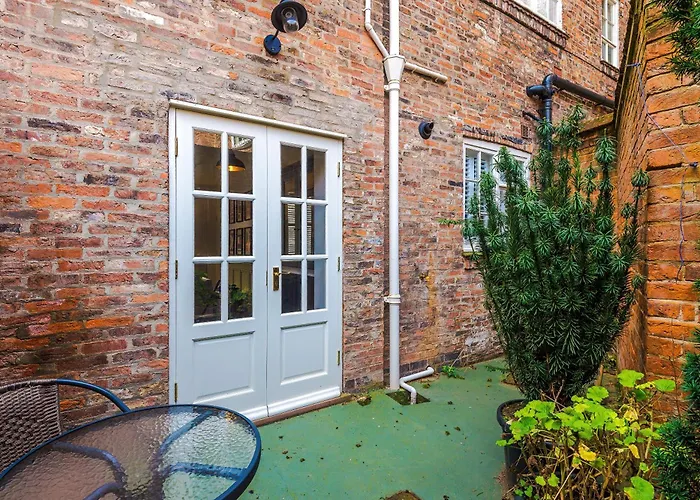 Exquisite Gem - Garden 公寓