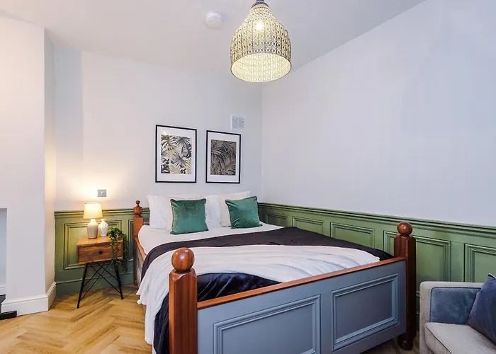 Exquisite Gem - Garden 公寓 *