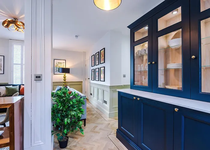 Exquisite Gem - Garden