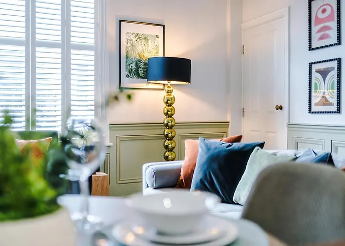 Exquisite Gem - Garden 约克