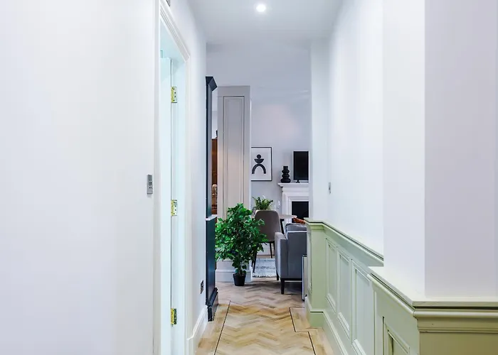 Exquisite Gem - Garden * 约克