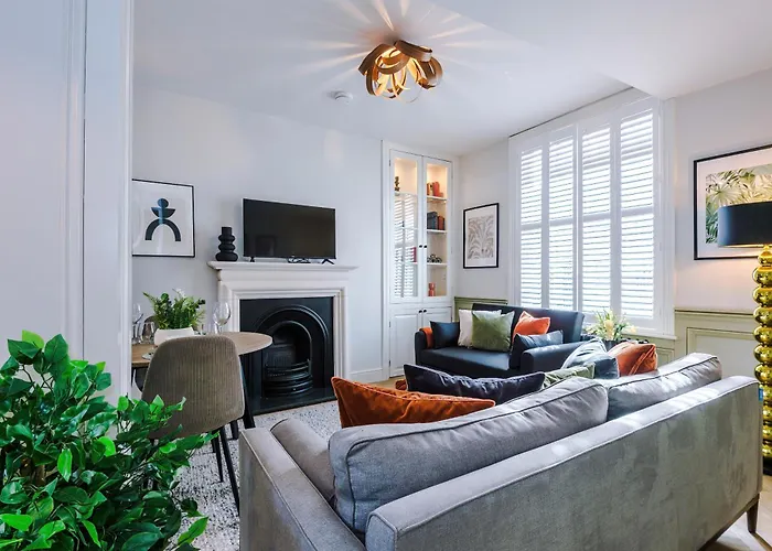 Exquisite Gem - Garden